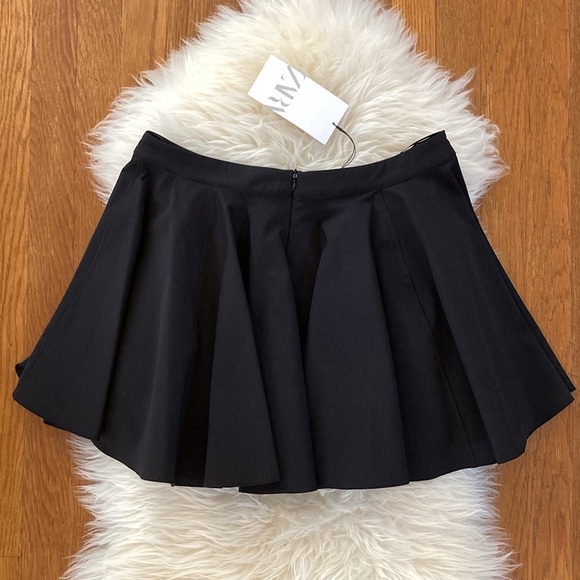 Zara Full Pleat-Look Mini Skirt - Picture 5 of 9